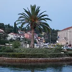 Dora, With A Beautiful View Of The Bay, Near The Sea And Center *