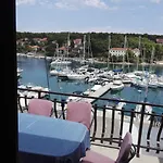 Dora, With A Beautiful View Of The Bay, Near The Sea And Center Apartment *