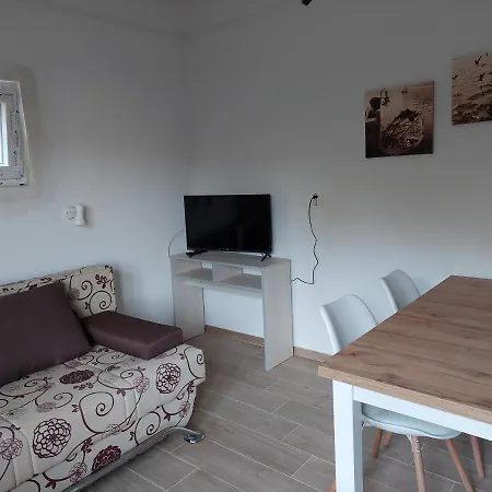 Apartment Dora, With A Beautiful View Of The Bay, Near The Sea And Center Vrboska
